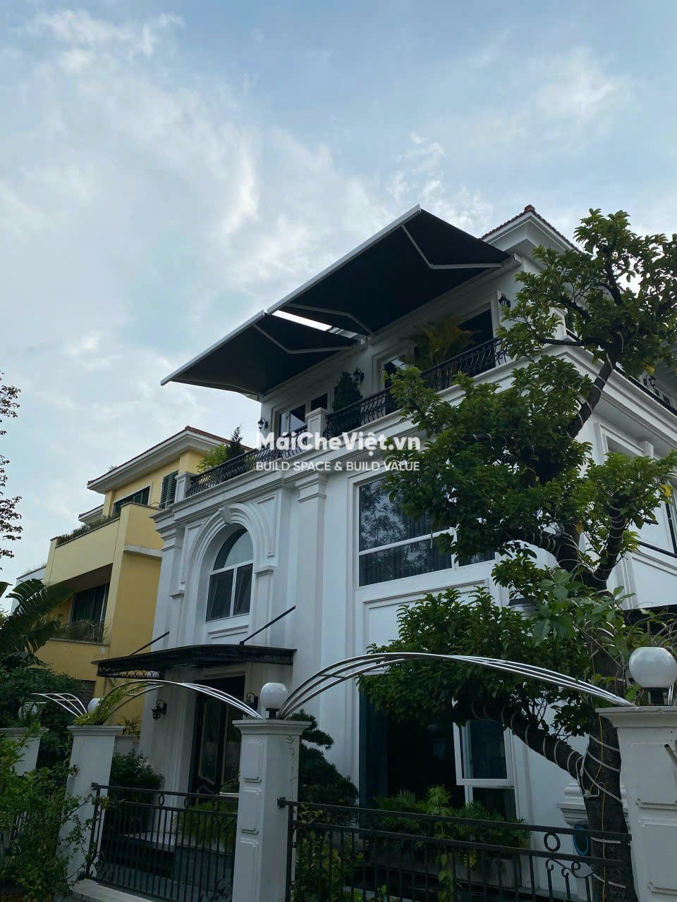 mái hiên tự động