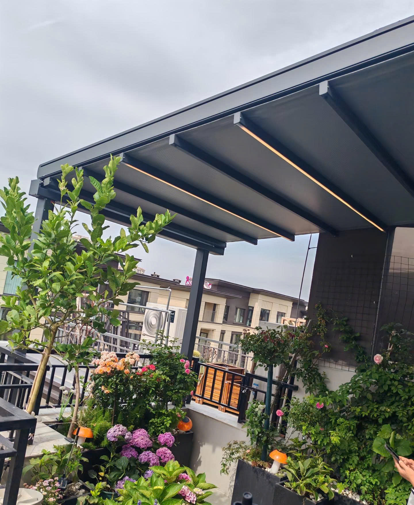 mái bạt xếp di động