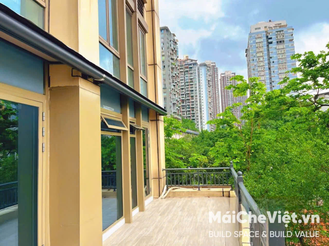 mái hiên di động tại khu biệt thự Nam viên