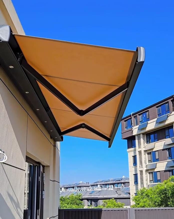 mái hiên di động cao cấp kích thước 4mx3m tại thành phố mới, tỉnh bình dương