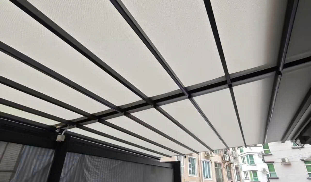 mái bạt xếp tự động, giải pháp mái che thông minh