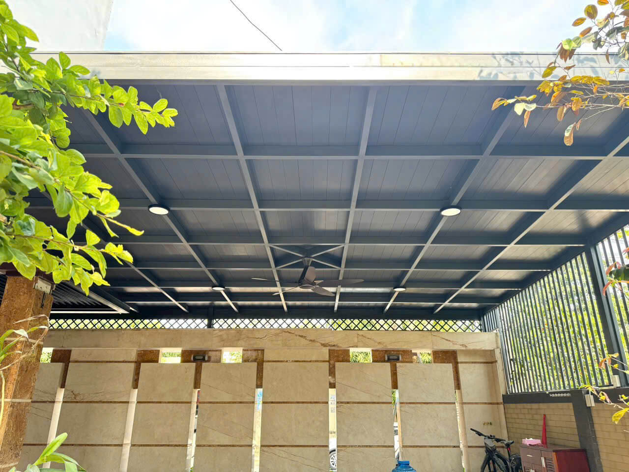 Mái Nhôm Lam Sóng Cao Cấp