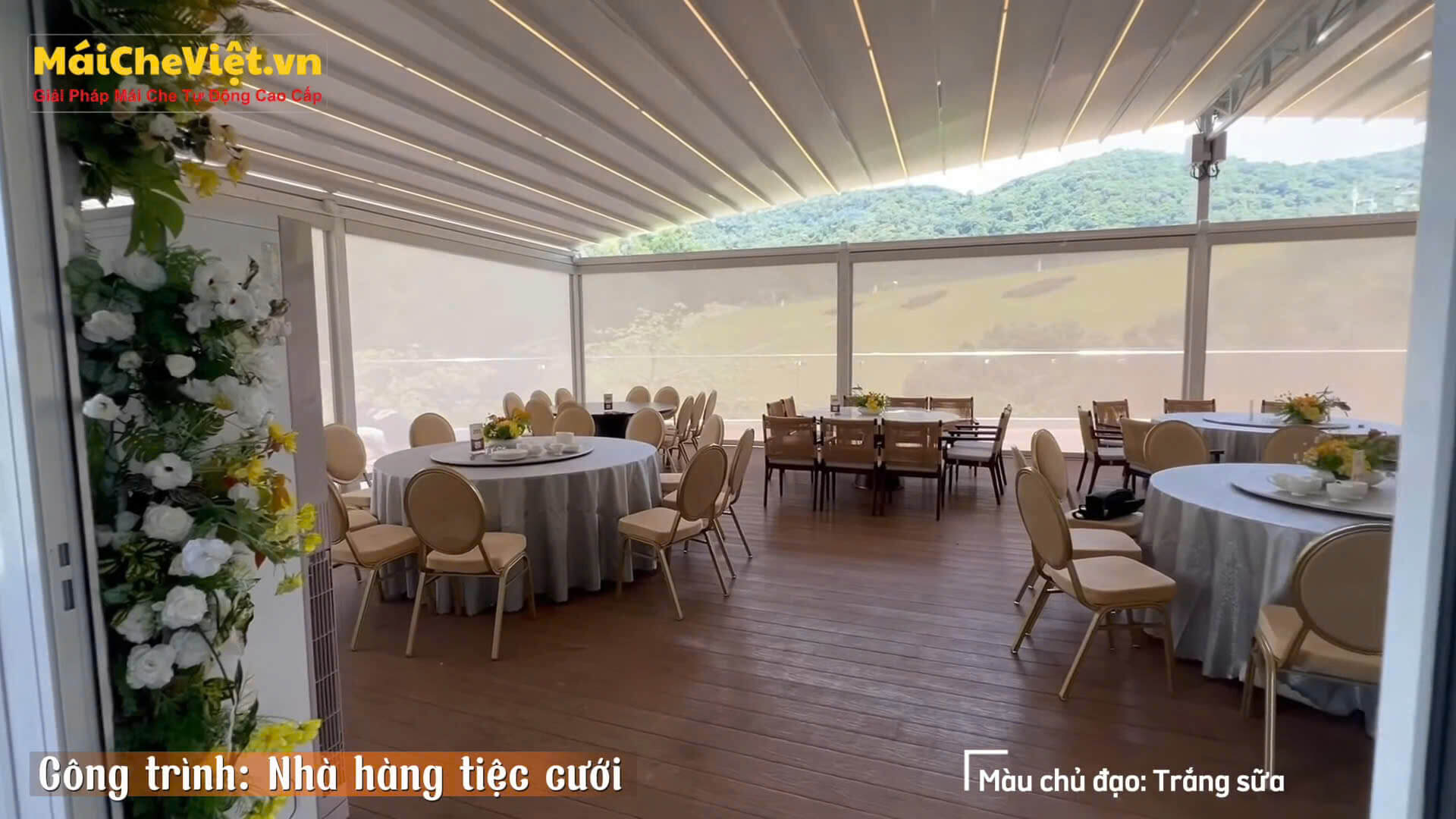 mái bạt xếp cho nhà hàng tiệc cưới ngoài trời do Mái Che Việt thực hiện