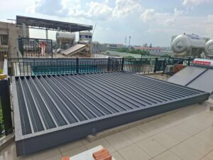 Mái nhôm xếp lùa tự động che ô lấy sáng sân thượng KDC Đạt Gia Hóc Môn
