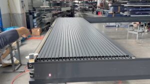 Mái nhôm xếp lùa tự động che ô lấy sáng sân thượng KDC Đạt Gia Hóc Môn
