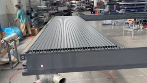 Mái nhôm xếp lùa tự động che ô lấy sáng sân thượng KDC Đạt Gia Hóc Môn