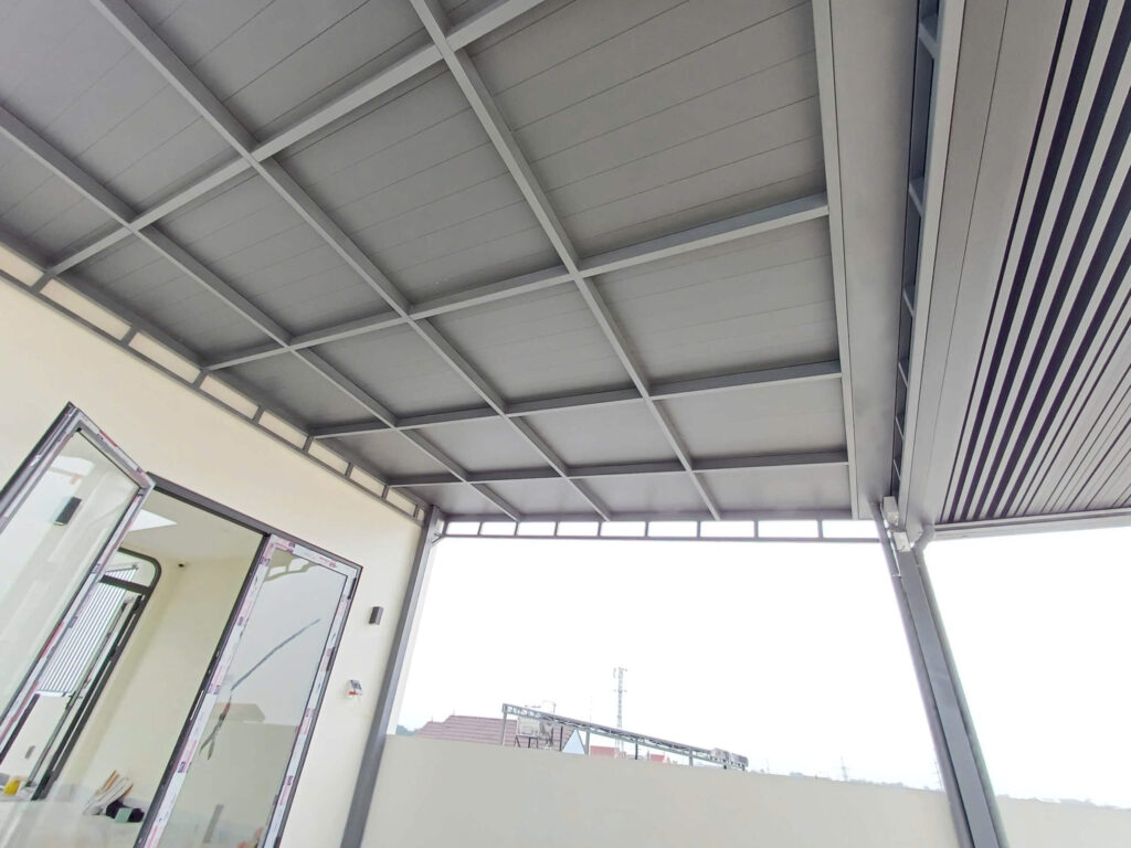 Hoàn thiện mái che sân thượng 50m² tại phường Long Bình Đồng Nai