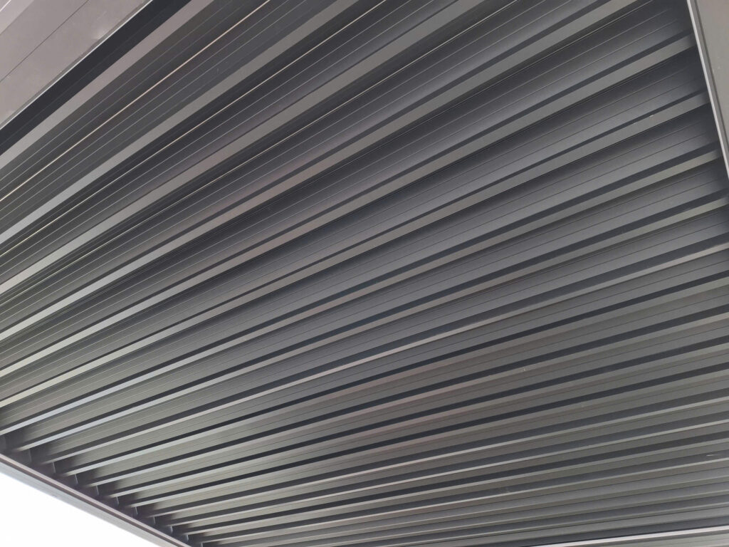 Hoàn thiện mái che sân thượng 50m² tại phường Long Bình Đồng Nai
