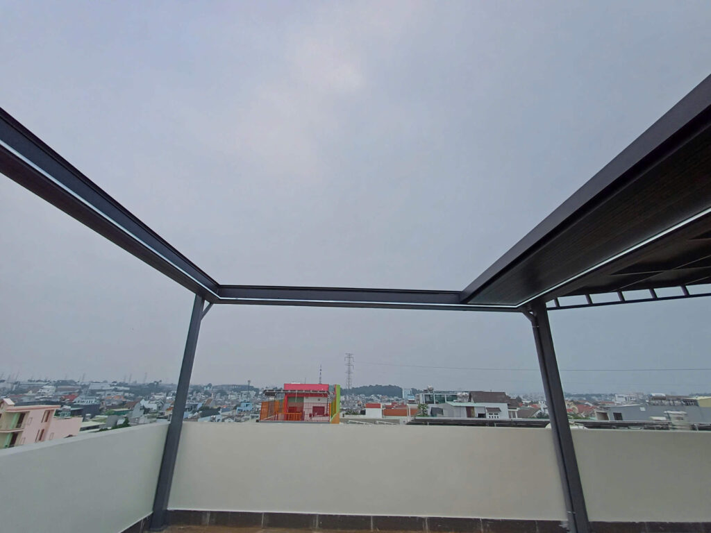 Hoàn thiện mái che sân thượng 50m² tại phường Long Bình Đồng Nai